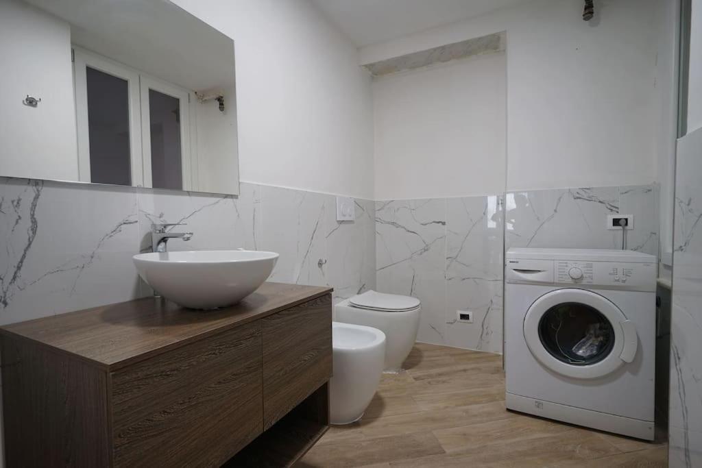 Casa Tatas Apartment ลาสเปเซีย ภายนอก รูปภาพ