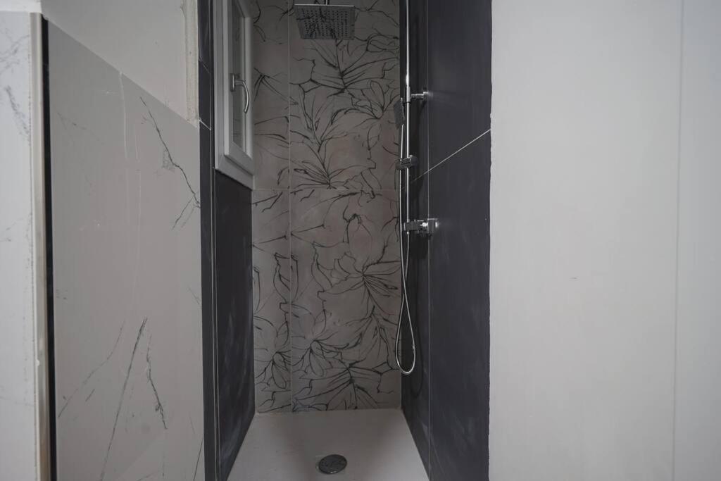 Casa Tatas Apartment ลาสเปเซีย ภายนอก รูปภาพ